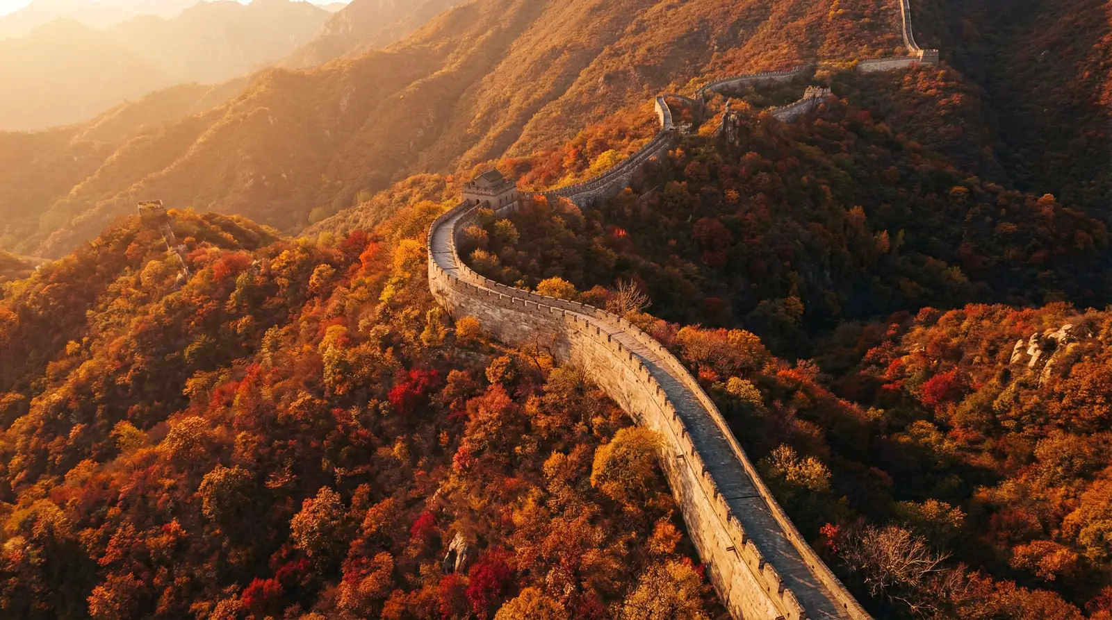 高桥 圣子 秋日长城航拍全景